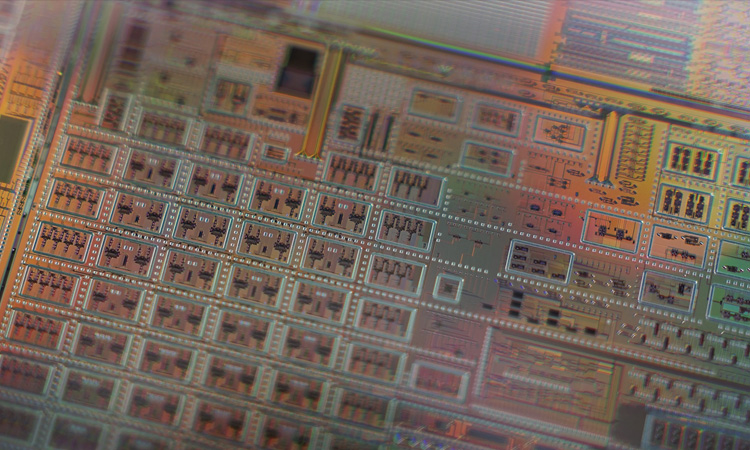 Programmable Photonic chip fabricated in the MORPHIC project